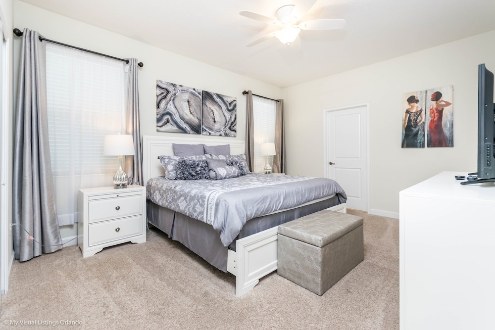 9085Hs — 4-Star Luxury Hotel in Davenport, United States
