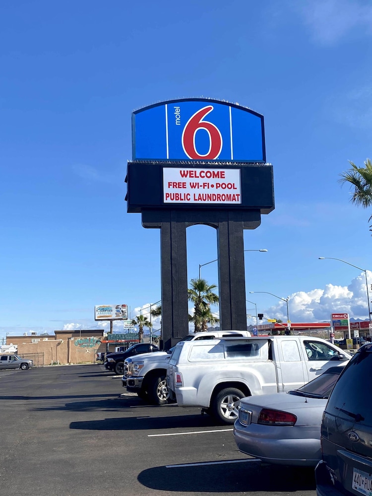 Motel 6 Bullhead City AZ - photo 21