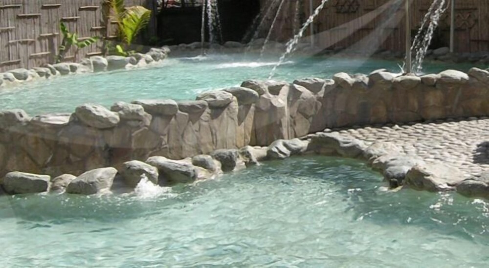Sunrise Hotel — hotel in Taitung