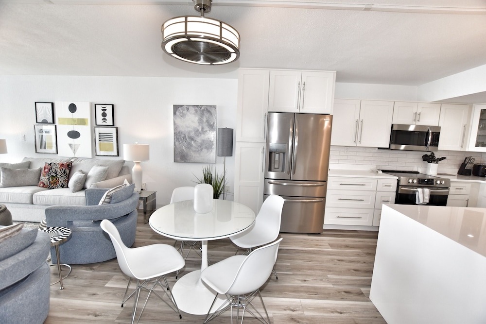 0607 Waters Edge Resort 1 Bedroom Condo by Redawning - photo 20
