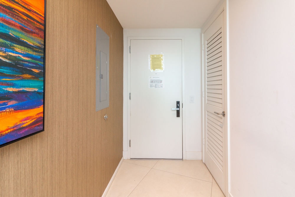 Private Ocean Condos Hyde Beach Resort - photo 15