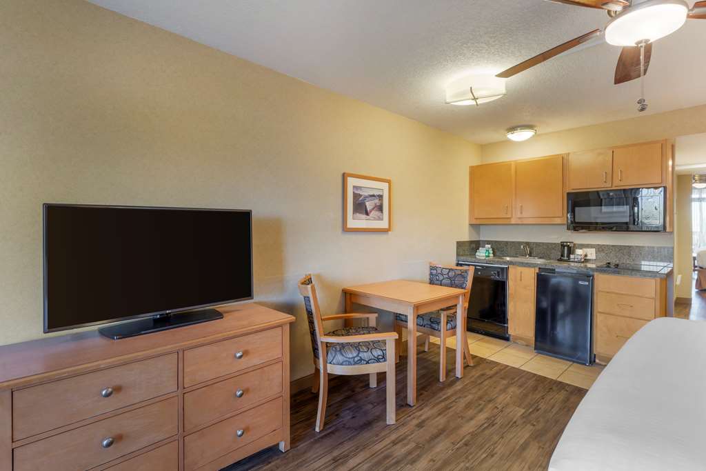 Best Western Plus Ocean View Resort - photo 15