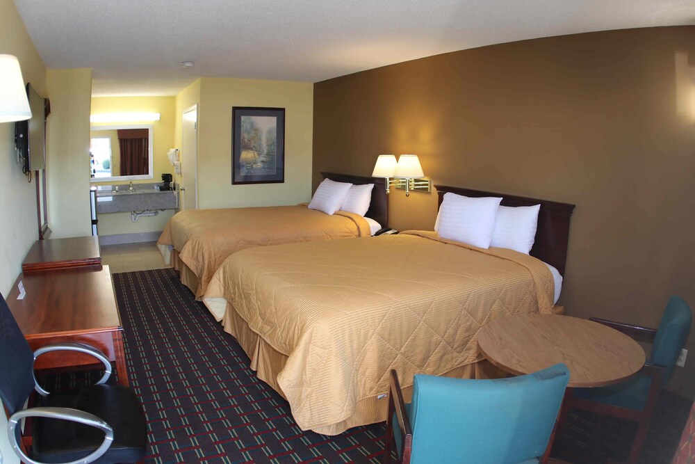 Loyalty Inn Hawkinsville - photo 11