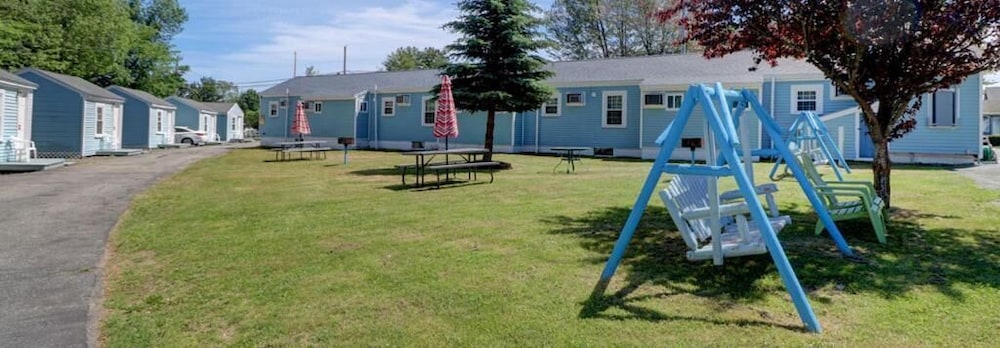 Brookside Motel And Cottages - photo 46