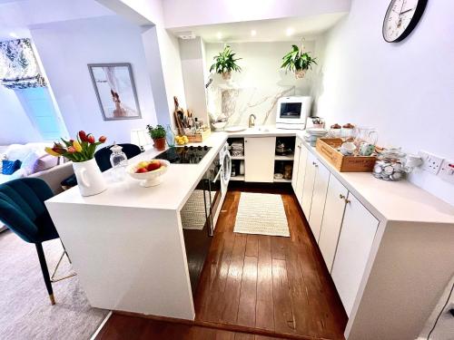 The Terrace Garden Flat — 4-Star Luxury Hotel in Bournemouth, United Kingdom