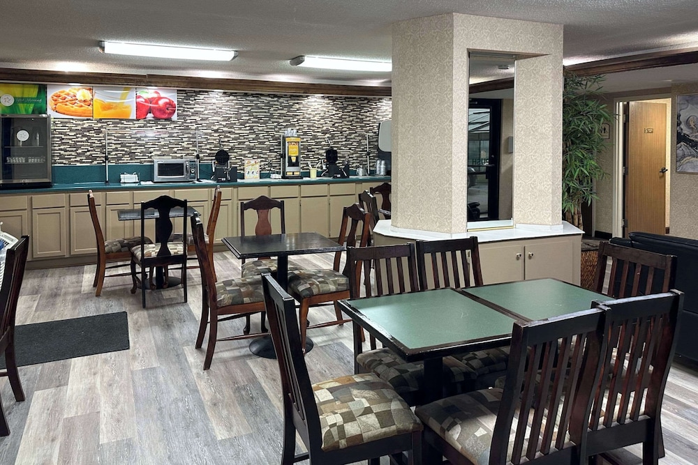 Quality Inn Byron Warner Robins - photo 17
