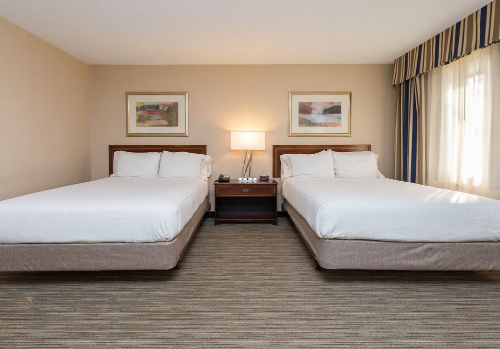 Holiday Inn Express At Drake University - photo 32