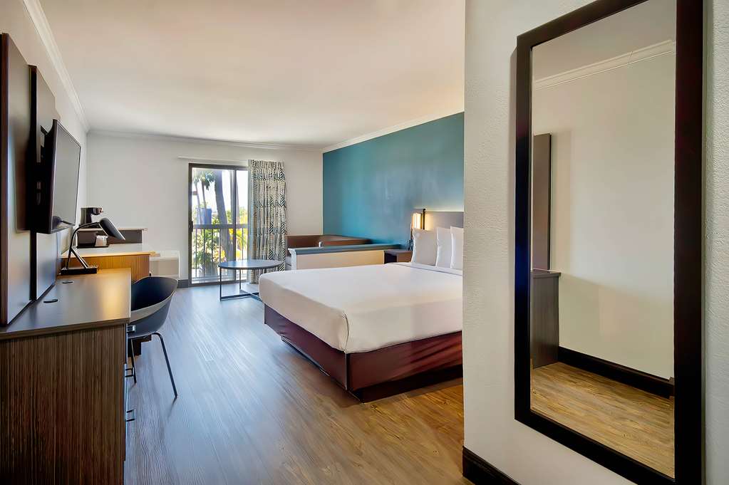 Studio 6 Suites Lawndale CA South Bay - photo 7