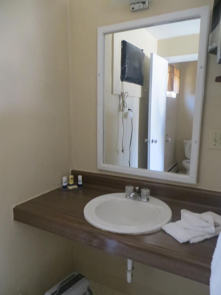 Budget Inn Motel Denison - photo 4