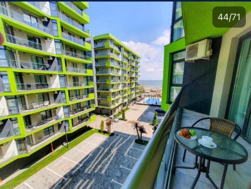 Bea Apartament On The Beach Mamaia Nord — 4-Star Luxury Hotel in Navodari, Romania