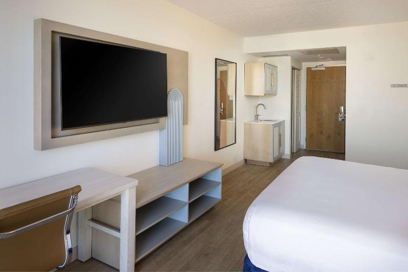 Hotel Dello Ft Lauderdale Airport Tapestry Collection by Hilton - photo 27