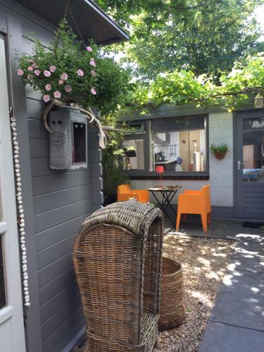 Appartement 't Zomerhuis — 4-Star Luxury Hotel in Zandvoort, Netherlands