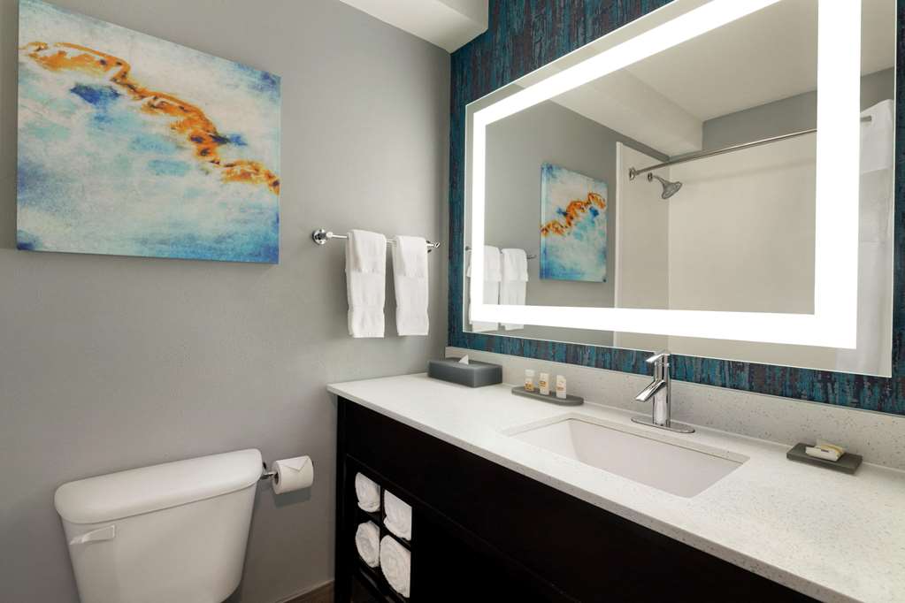 La Quinta Inn & Suites by Wyndham Salem OR - photo 16
