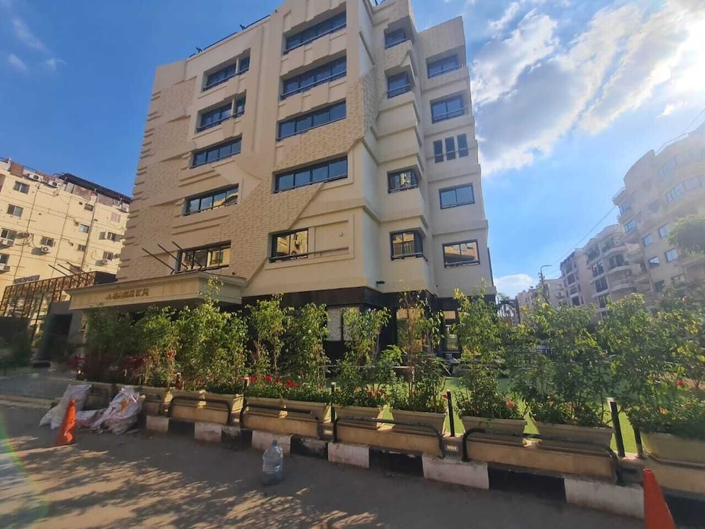 El Masaadya Hotel - carbon neutral hotel in Cairo