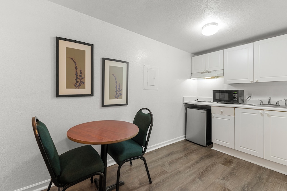 Extended Stay Studios - photo 40
