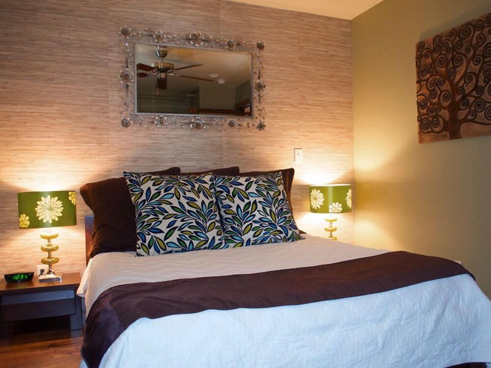 Torchlight Inn - photo 13