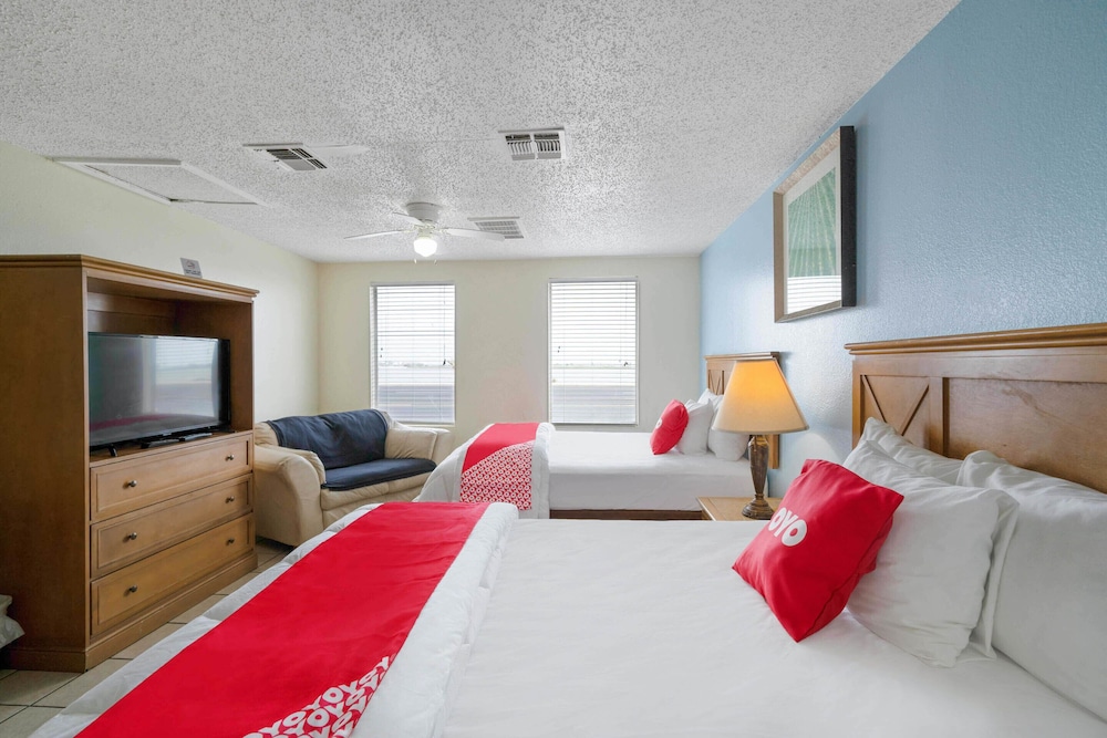 OYO Hotel Rockport Bay View - photo 14