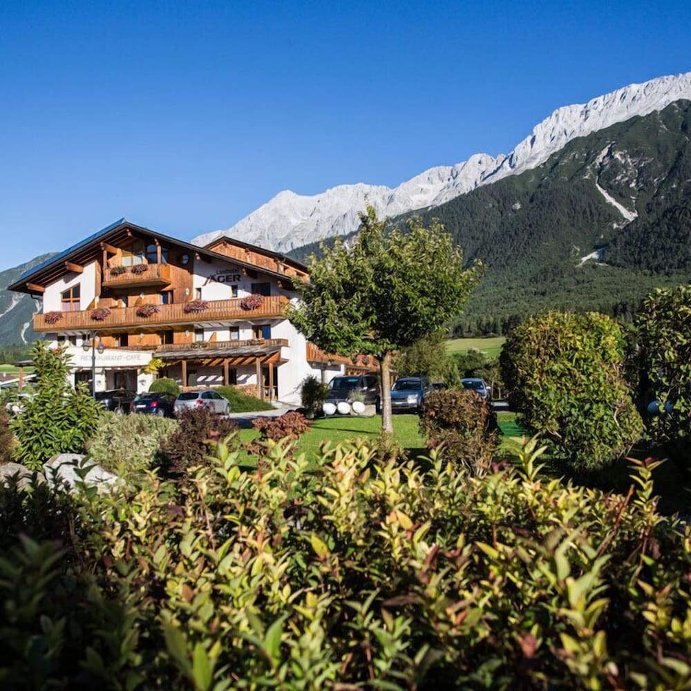 Landhotel Jäger — hotel in Wildermieming