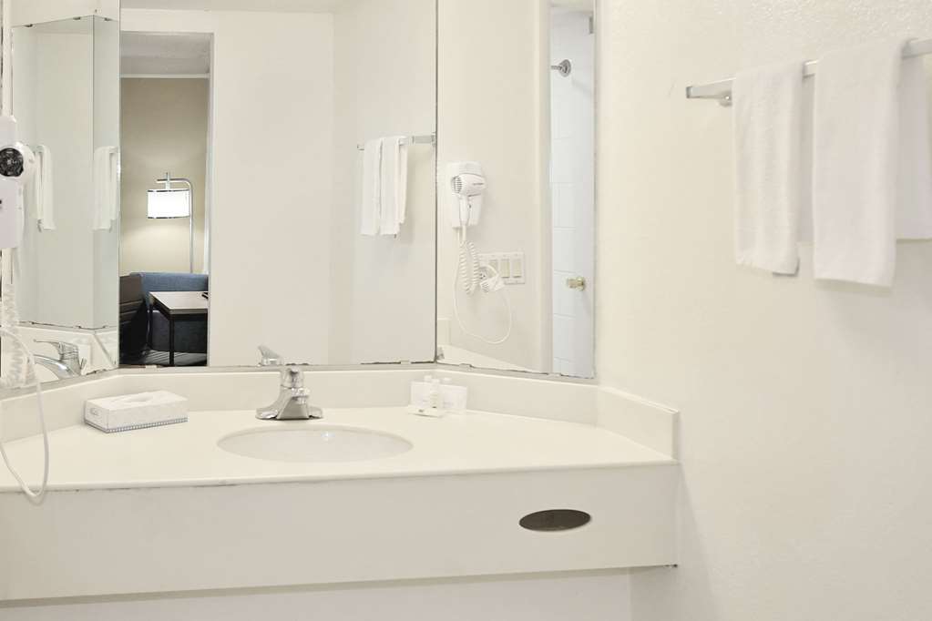Quality Inn Aurora Denver - photo 17