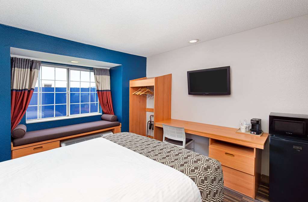 Microtel Inn & Suites by Wyndham Cordova Memphis I 40 East - photo 21