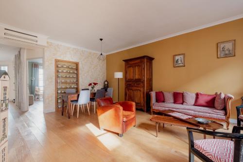 Veeve Amber Blush - last minute hotel in Paris