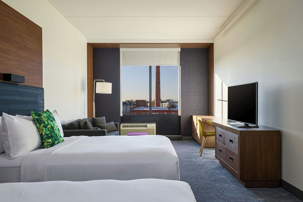 Aloft Durham Downtown - photo 9