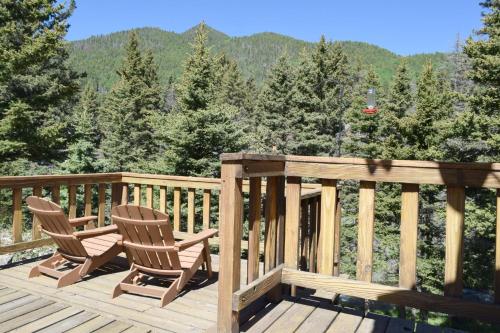 Whispering Pines — Taos