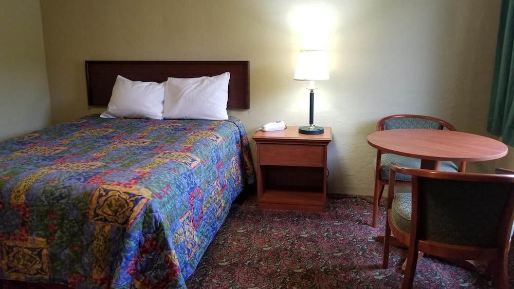 Quick Stop Motel - photo 16
