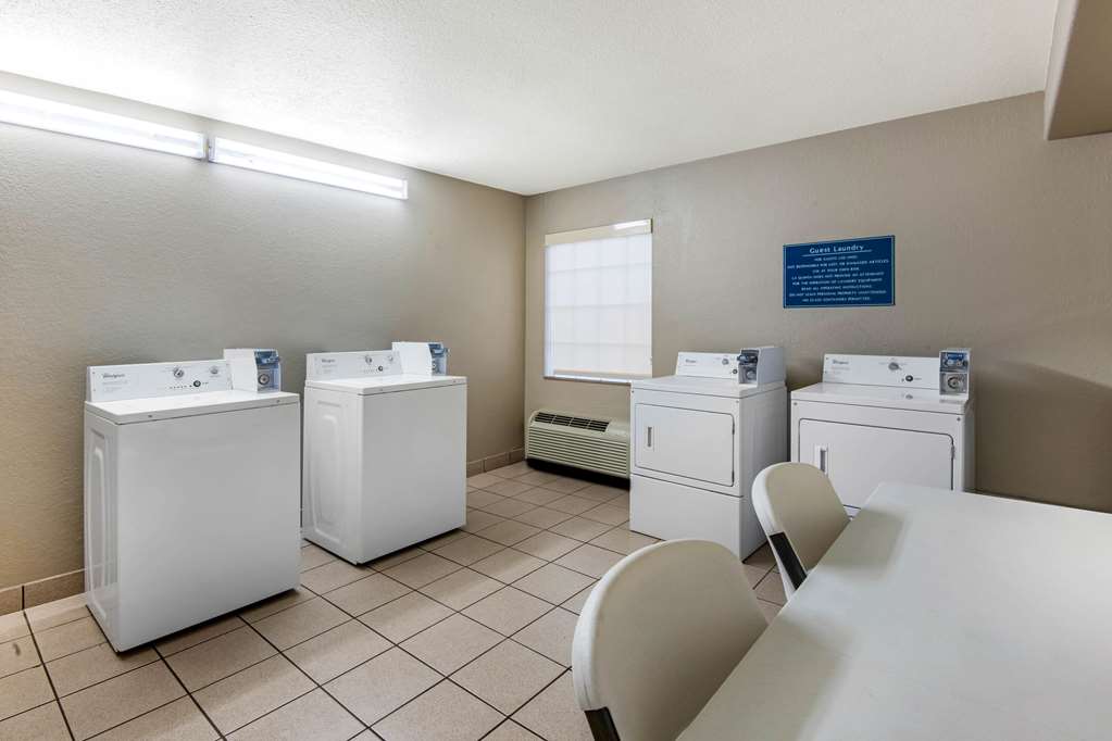 La Quinta Inn by Wyndham San Antonio Brooks City Base - photo 41