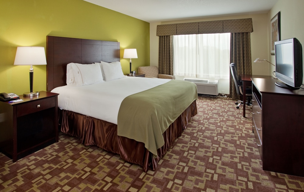 Holiday Inn Express Hotel & Stes Kansas City Sports Complex by IHG - photo 22