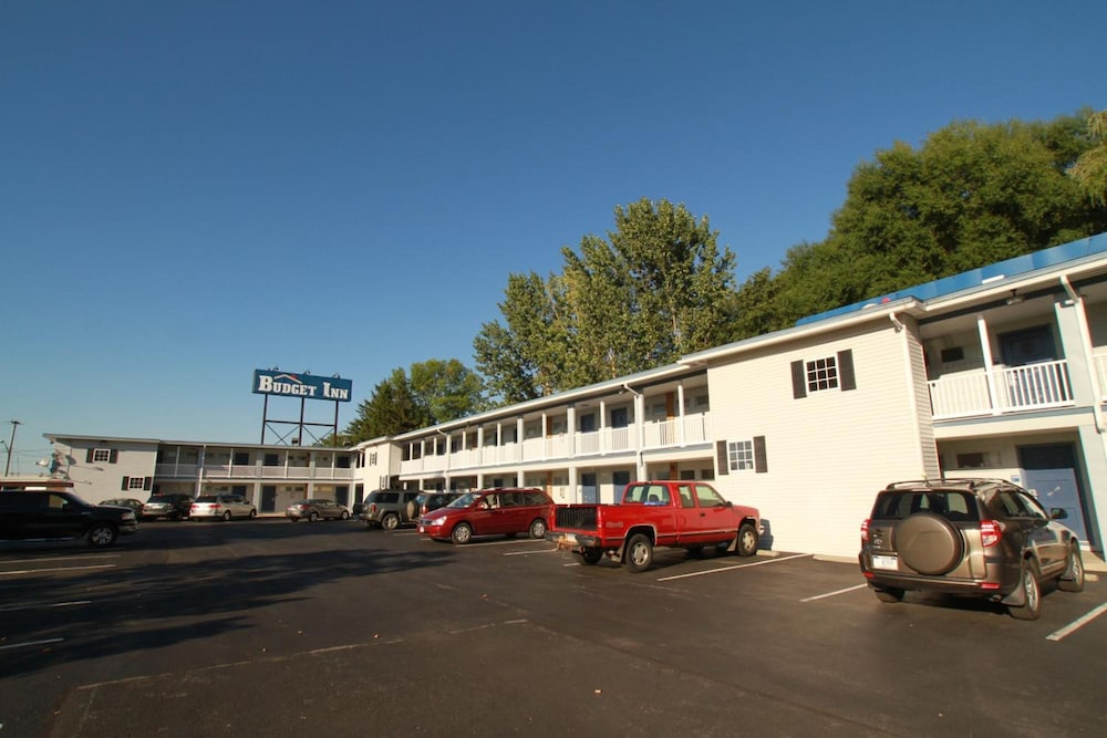 Budget Inn Syracuse Airport - photo 38