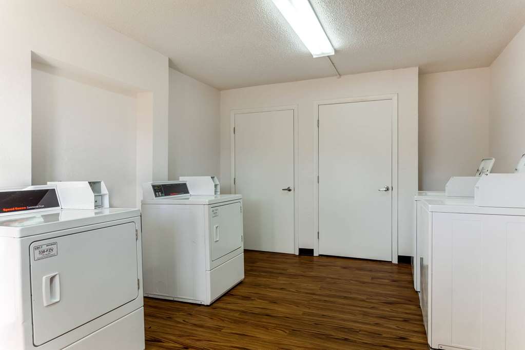La Quinta Inn Tampa Airport Stadium Westshore - photo 27