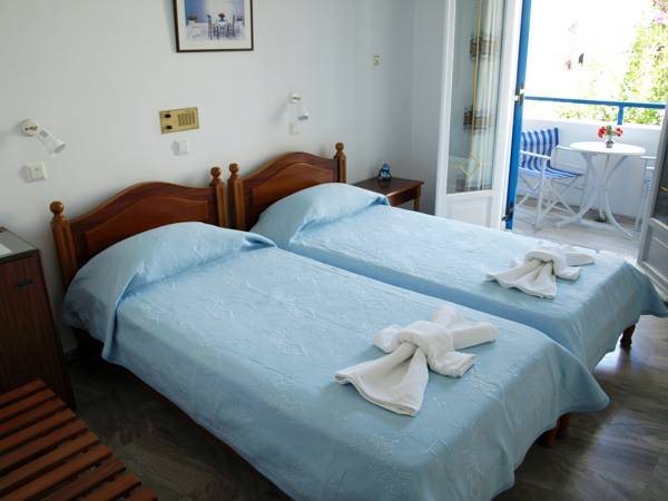 Zeus - carbon neutral hotel in Emporeio