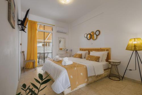 Studios Eliza - carbon neutral hotel in Livadi