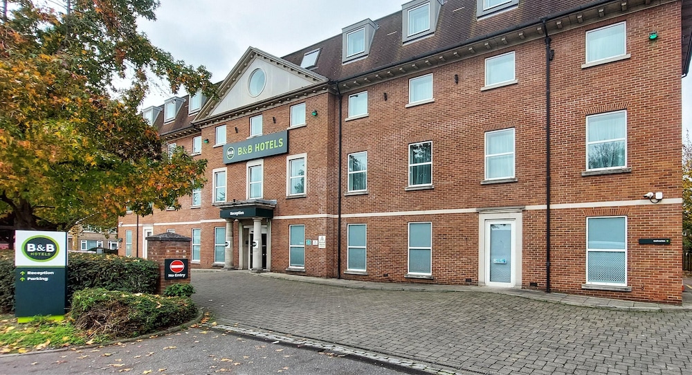 B B Hotel London Heathrow — Slough