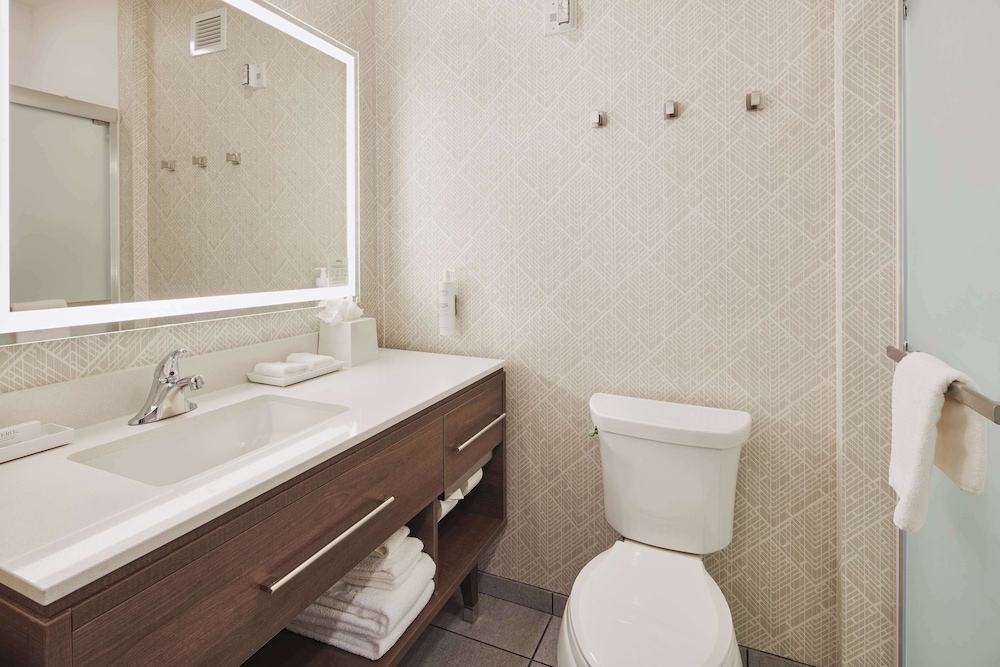 Home2 Suites by Hilton Sacramento at CSUS - photo 35