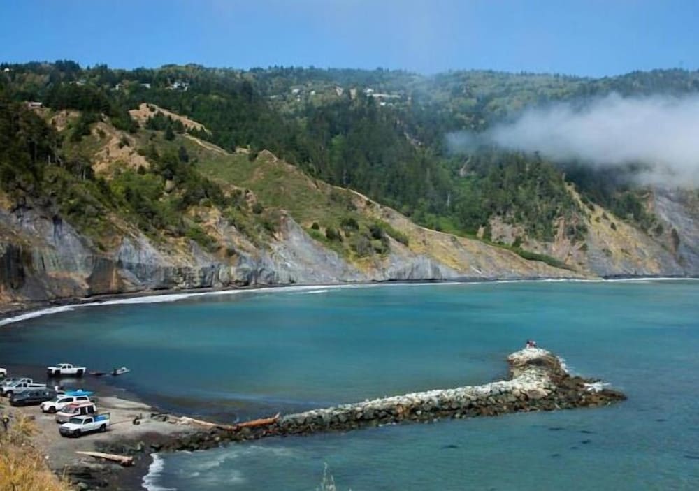 Inn Of The Lost Coast - photo 28
