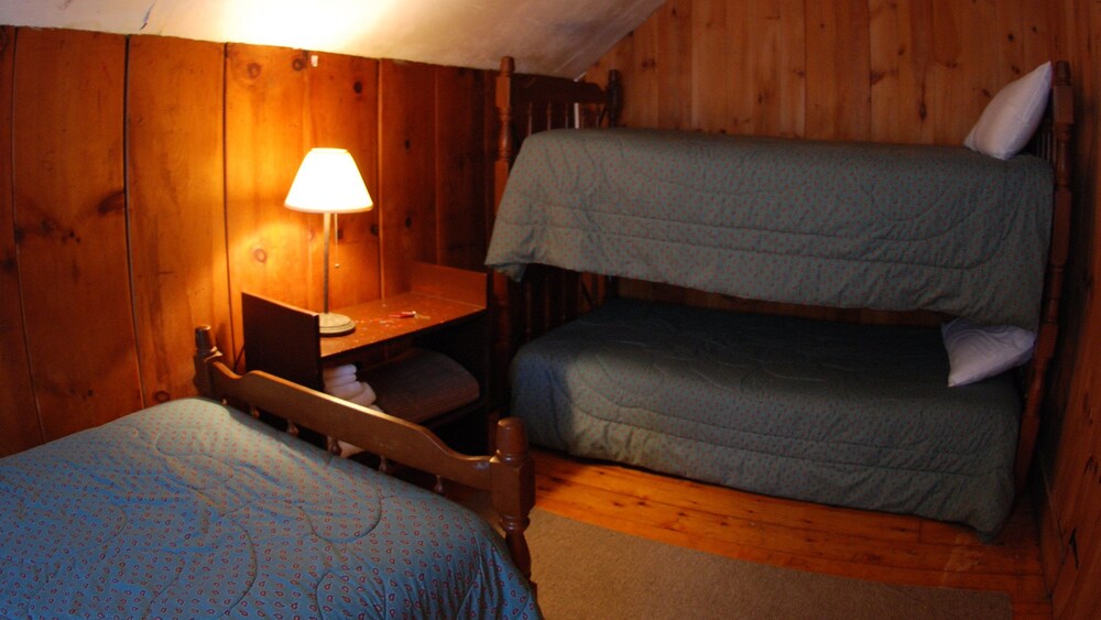 Hyde Away Inn - photo 20