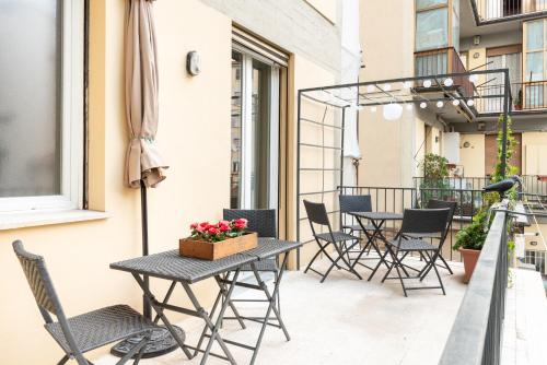 Arno River view Apartment Terraces Free Parking — 4-Star Luxury Hotel in Florence, Italy