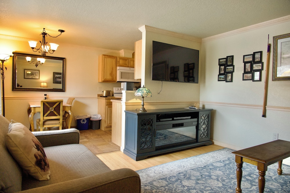 Yellowstone Gateway Inn - photo 65