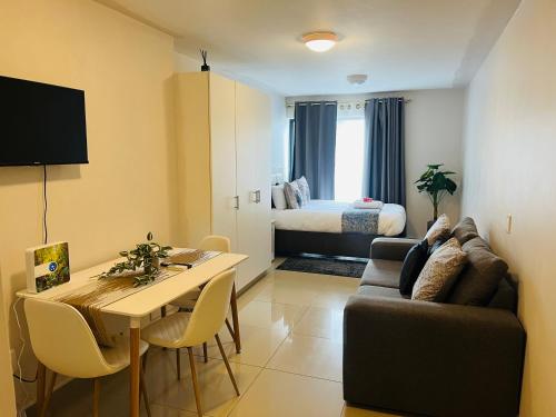 Tranquility Studio with pool at uMhlanga DBN — 4-Star Luxury Hotel in Durban, South Africa