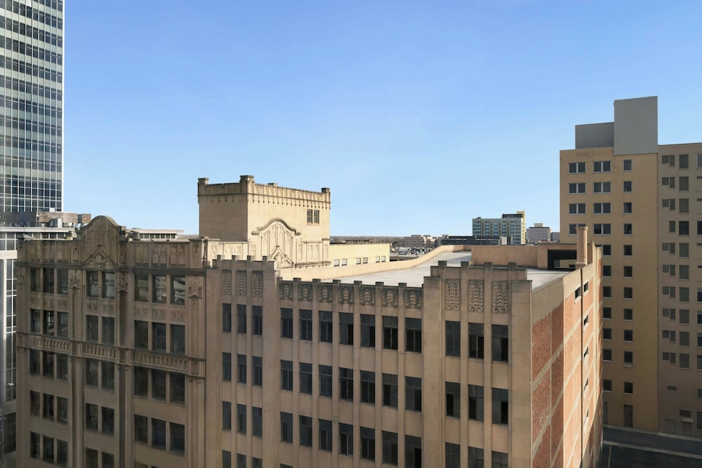 Aloft Indianapolis Downtown - photo 18
