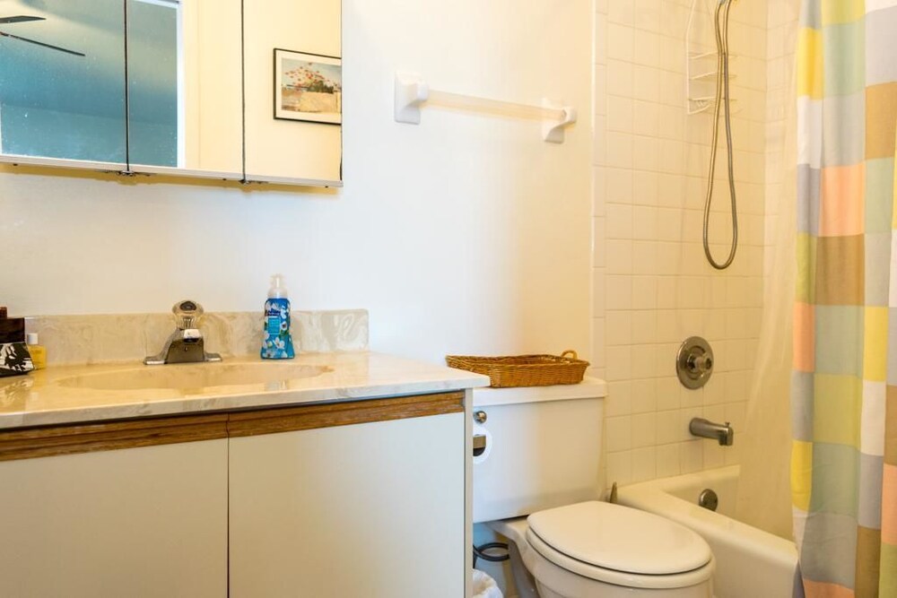 Cove at Sandy Pointe Unit 202a - photo 15