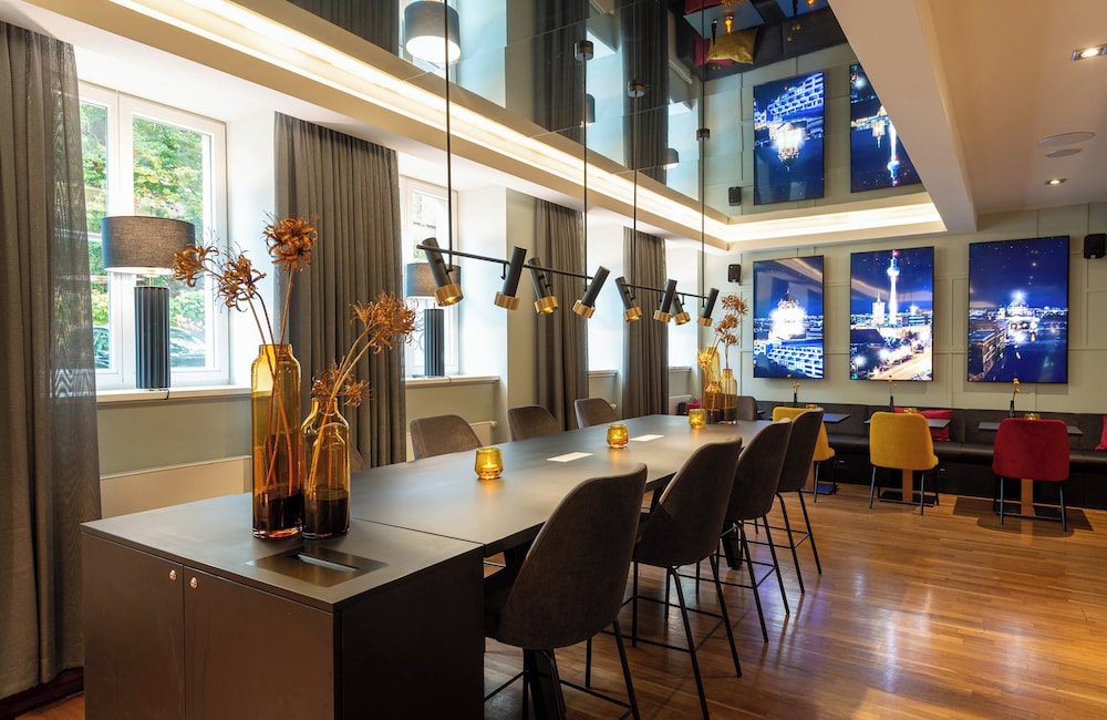 מזון ומשקאות