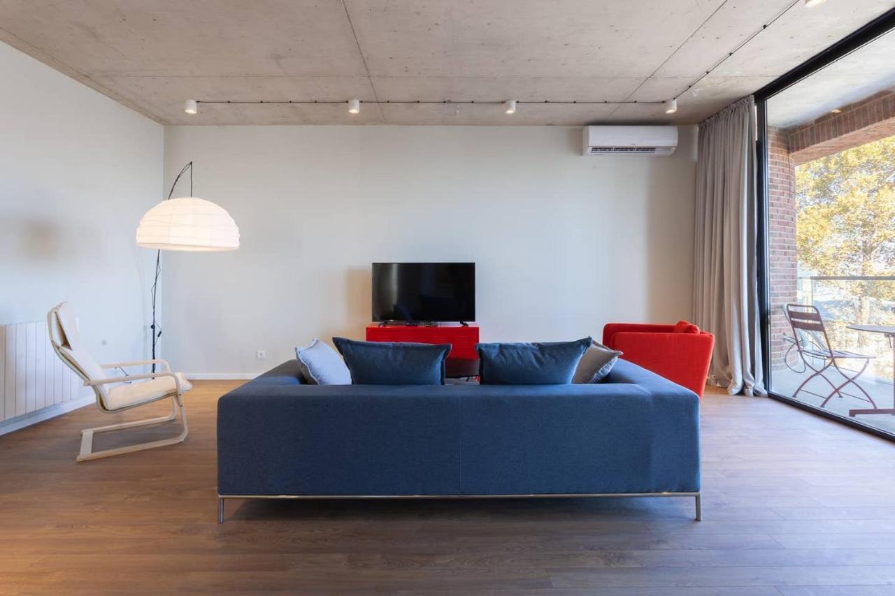 Spacious 3BR Apartment With 2 Balconies in Old Tbilisi