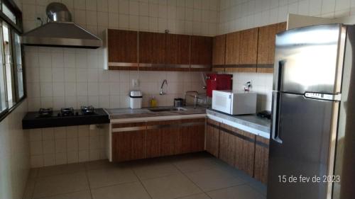 Apartamento 130m 3 quartos com ar condicionado e estacionamento — 4-Star Luxury Hotel in Uberlandia, Brasil