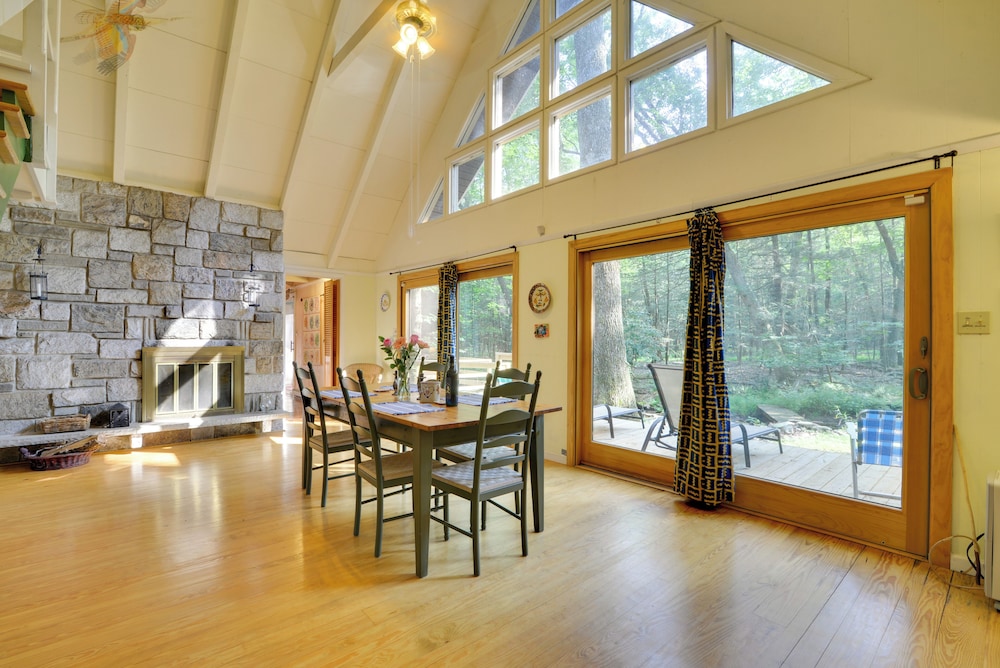 Secluded Stroudsburg Home 5 Mi To Ski Resort - photo 7