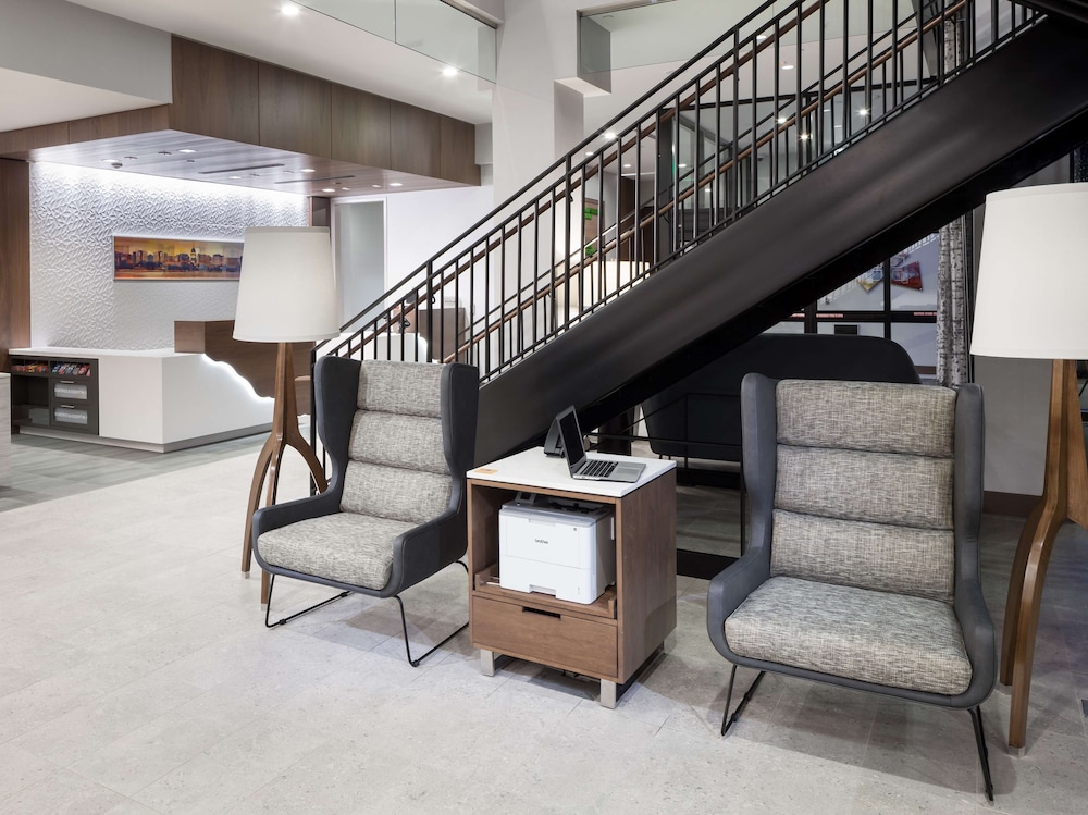 Hilton Garden Inn Madison Downtown - photo 4