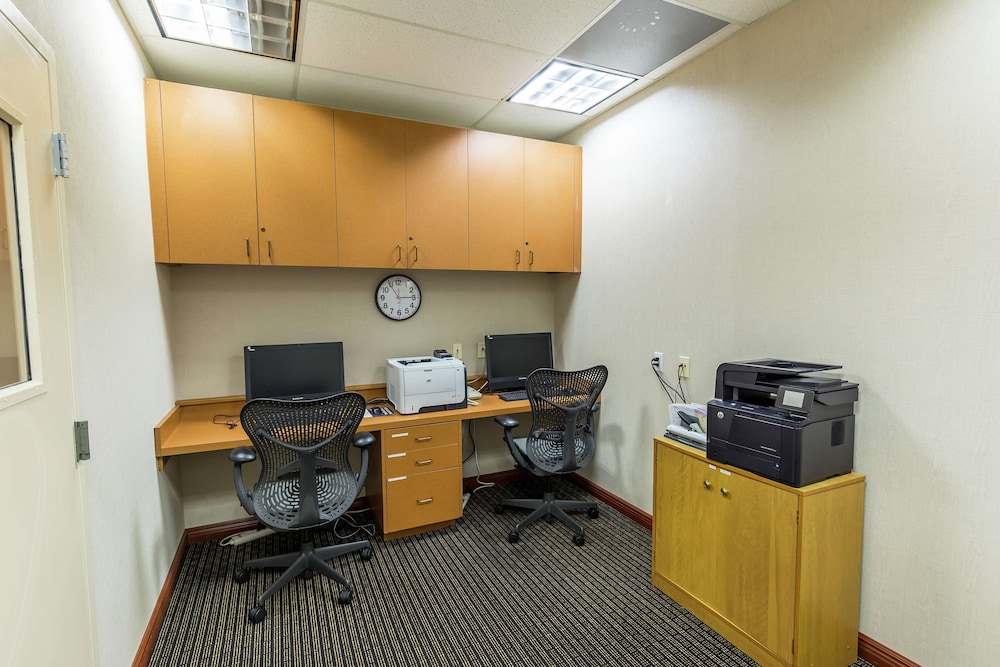 Hilton Garden Inn Fairfield - photo 46