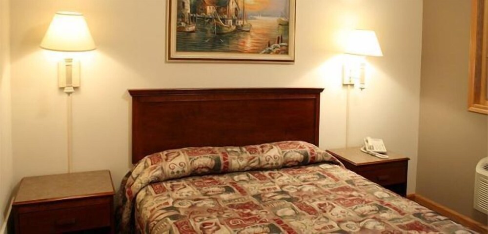 Lake Bluff Inn and Suites - photo 9